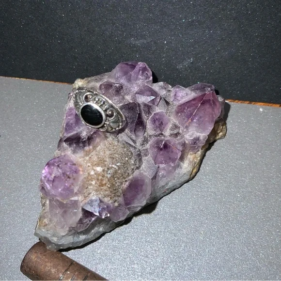 Vintage 925 Onyx Ring w/ Ornate Scrollwork Sz 6 - Picture 15 of 15